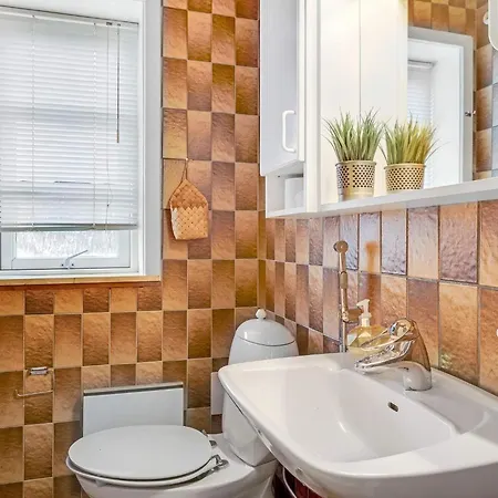 4 Star In Casa de Férias Hjørring